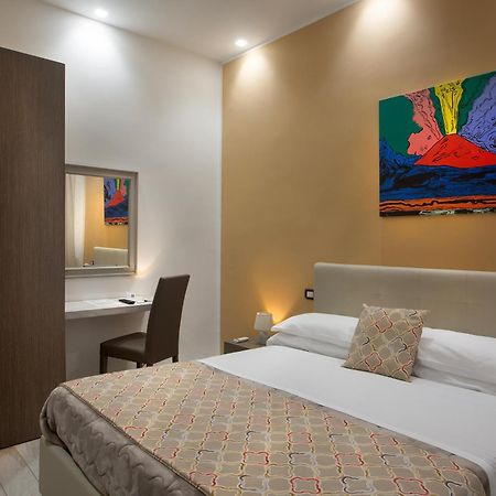 Residenza Suarez Bed & Breakfast Наполи Екстериор снимка