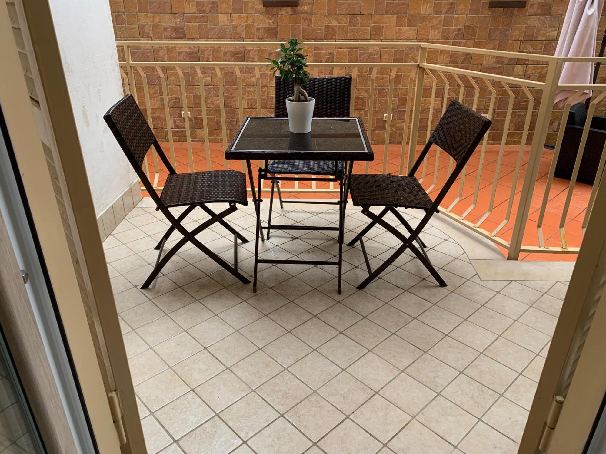 Residenza Suarez Bed & Breakfast Наполи Екстериор снимка