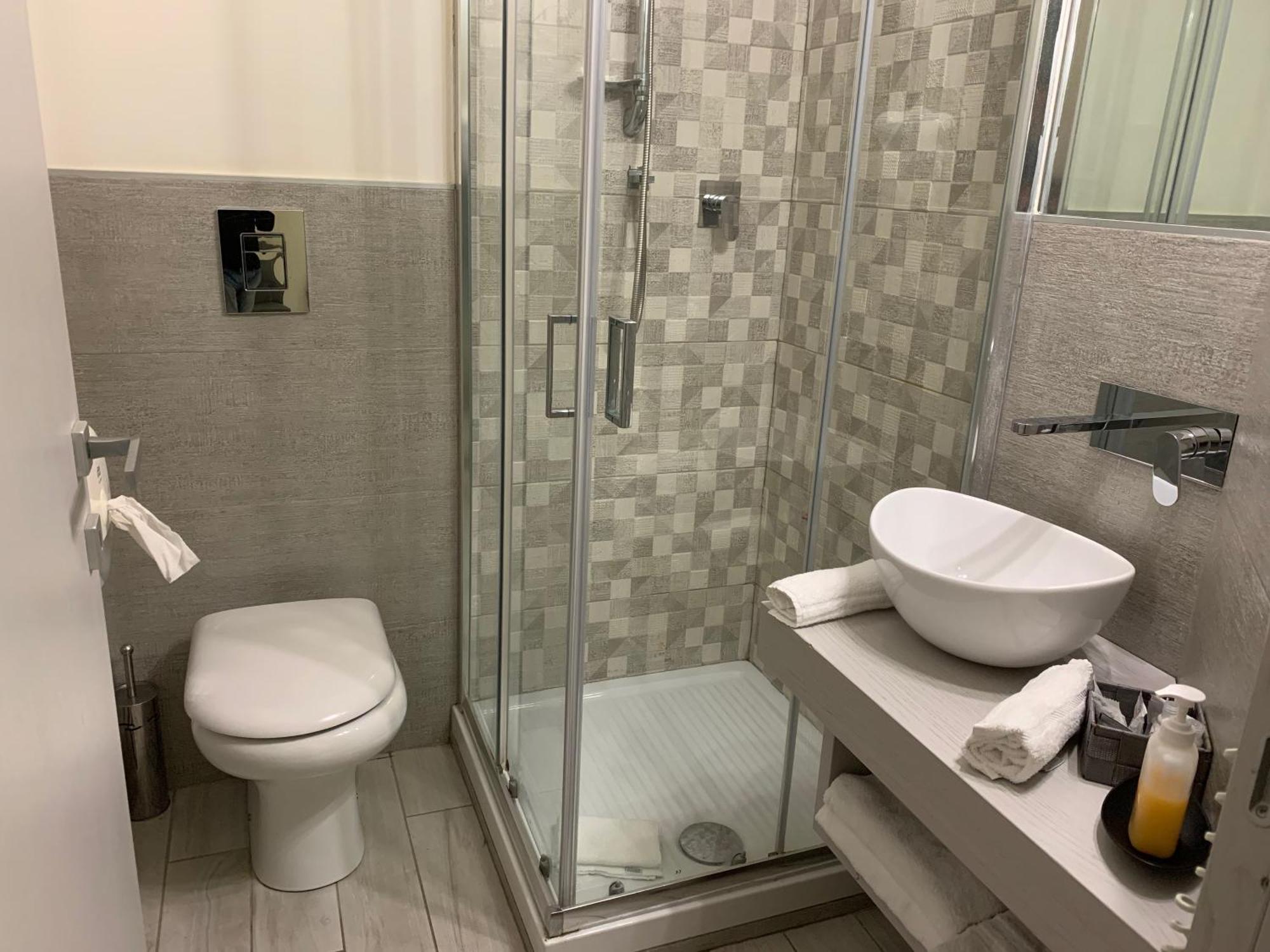 Residenza Suarez Bed & Breakfast Наполи Екстериор снимка