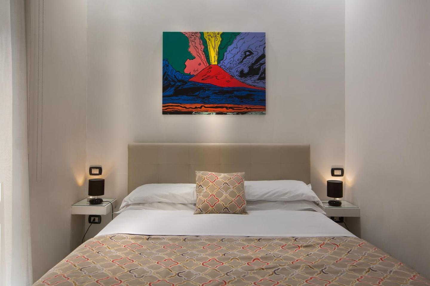 Residenza Suarez Bed & Breakfast Наполи Екстериор снимка