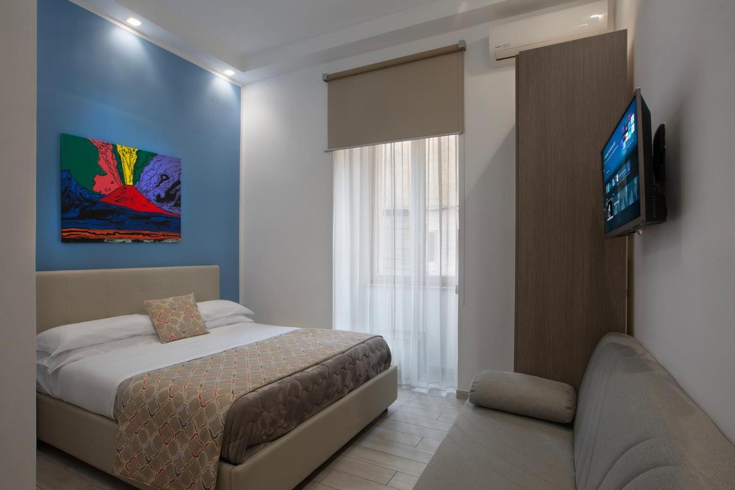 Residenza Suarez Bed & Breakfast Наполи Екстериор снимка