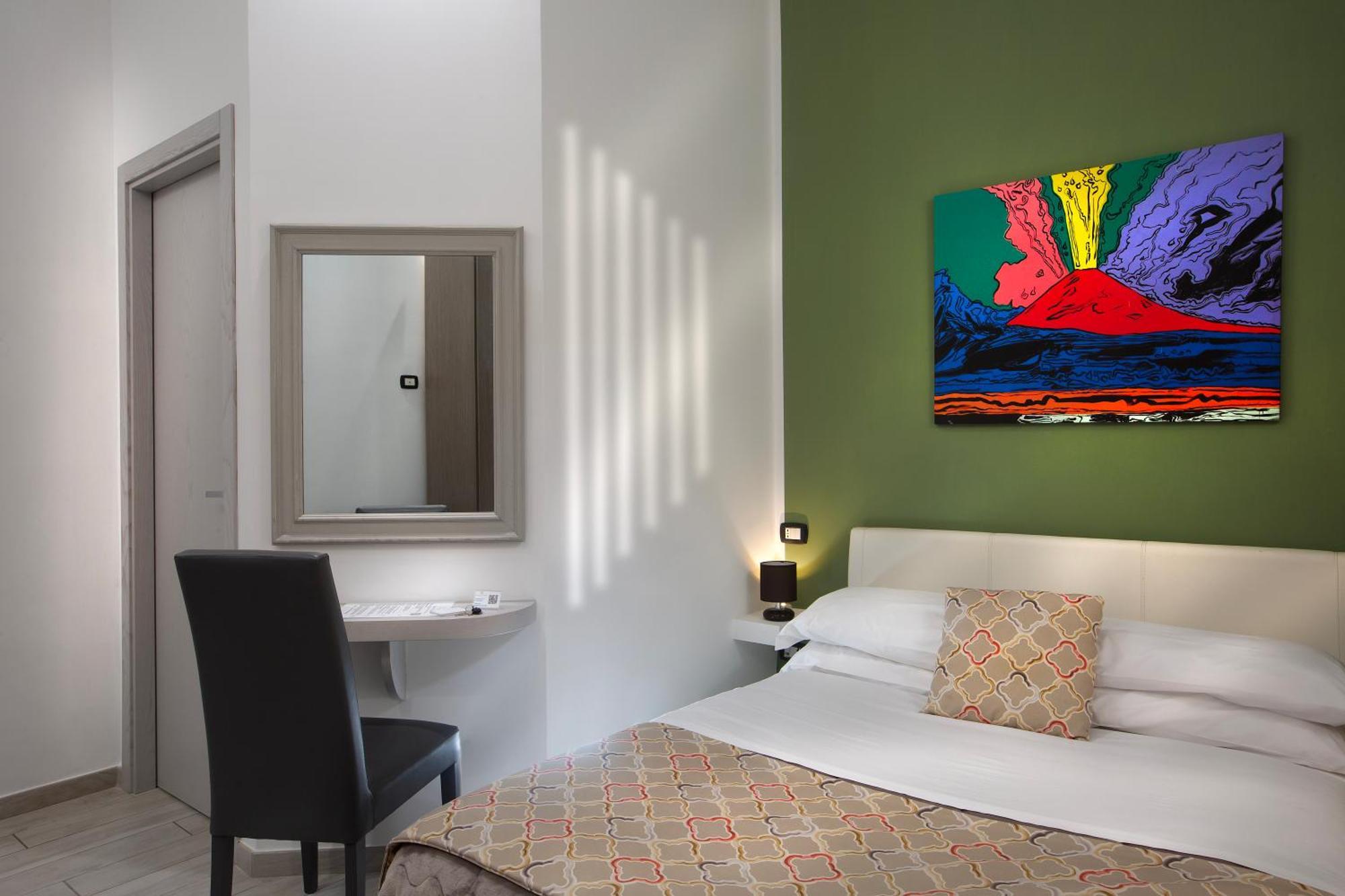 Residenza Suarez Bed & Breakfast Наполи Екстериор снимка