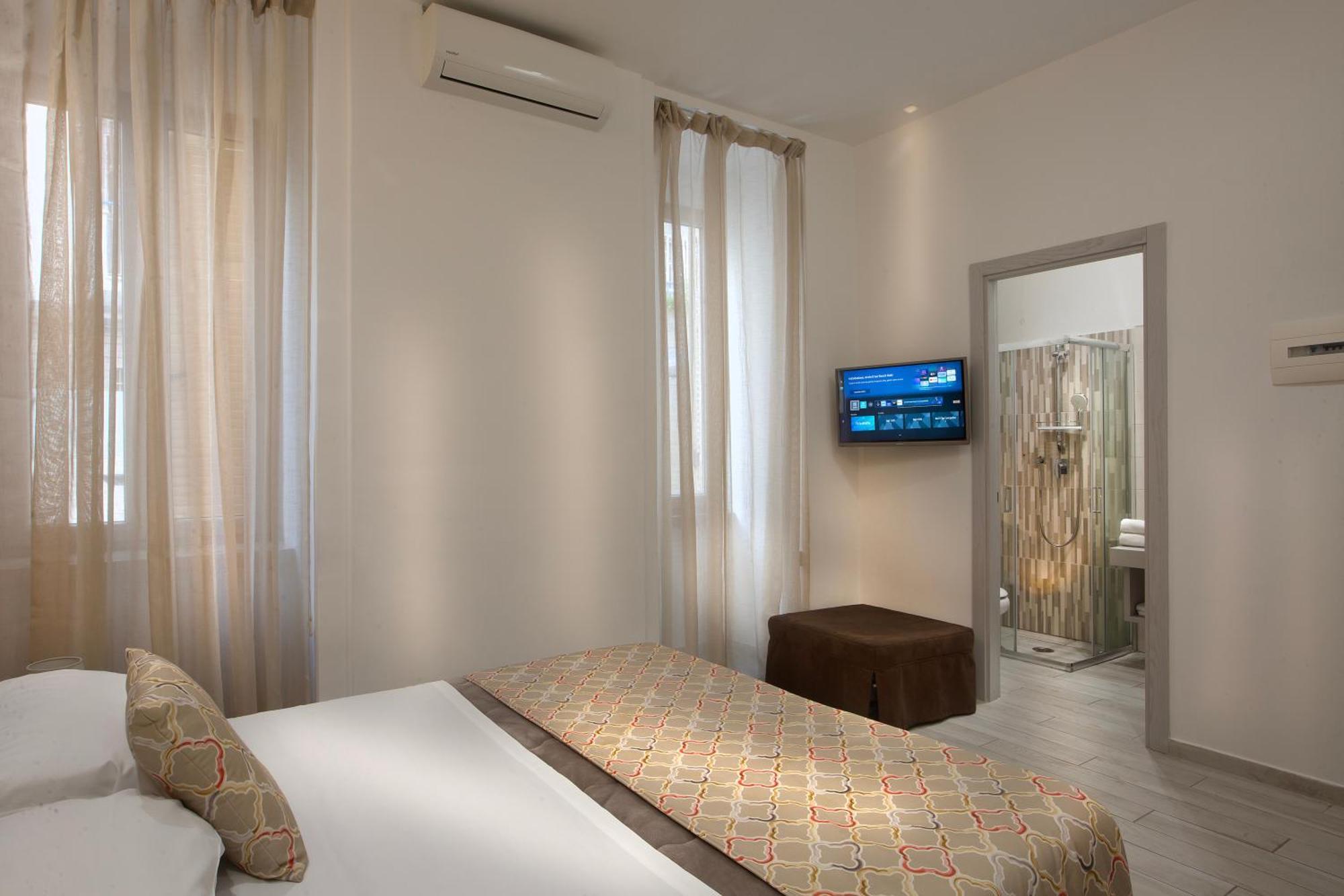 Residenza Suarez Bed & Breakfast Наполи Екстериор снимка